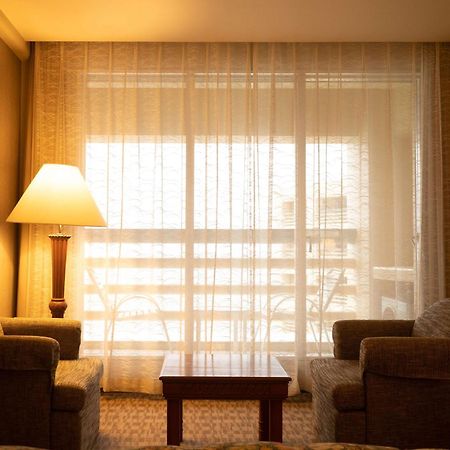 Radisson Blu Coimbatore Exterior foto A room at the hotel